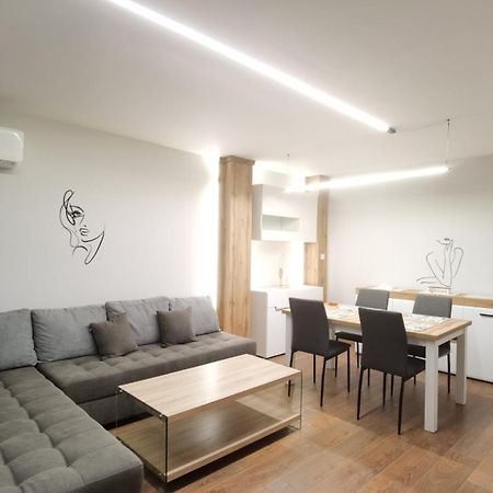 Diana Apartment Rusçuk Dış mekan fotoğraf